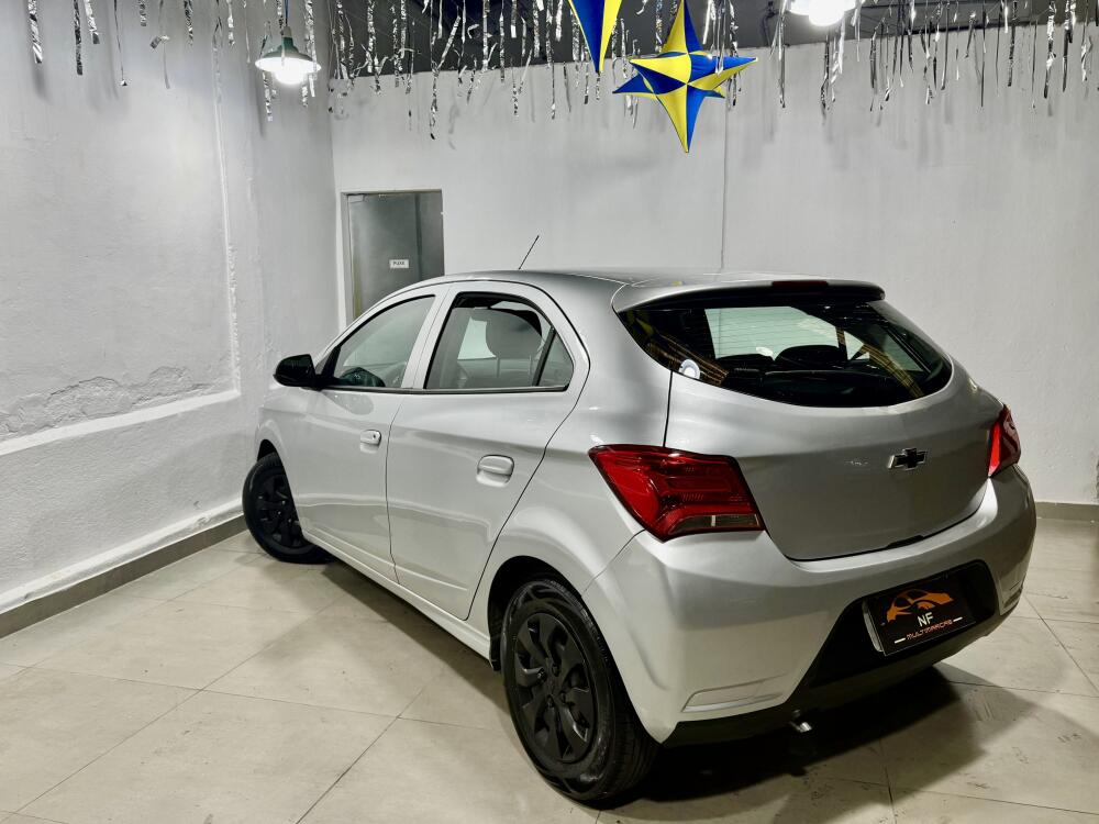 Chevrolet Onix Hatch
