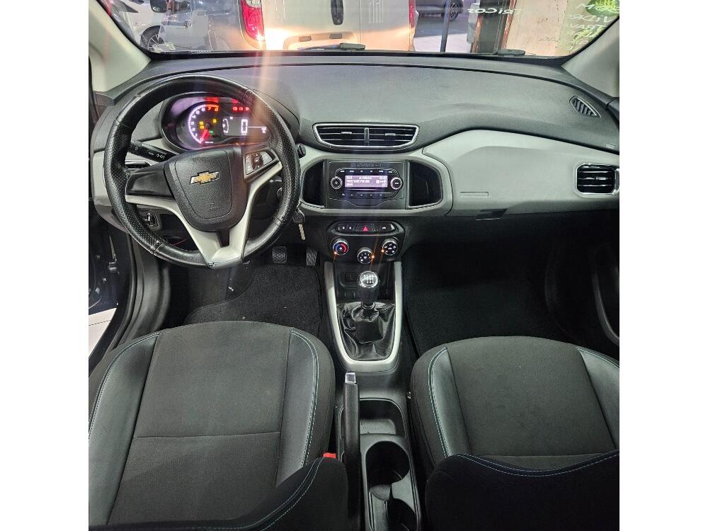 Chevrolet Onix Hatch