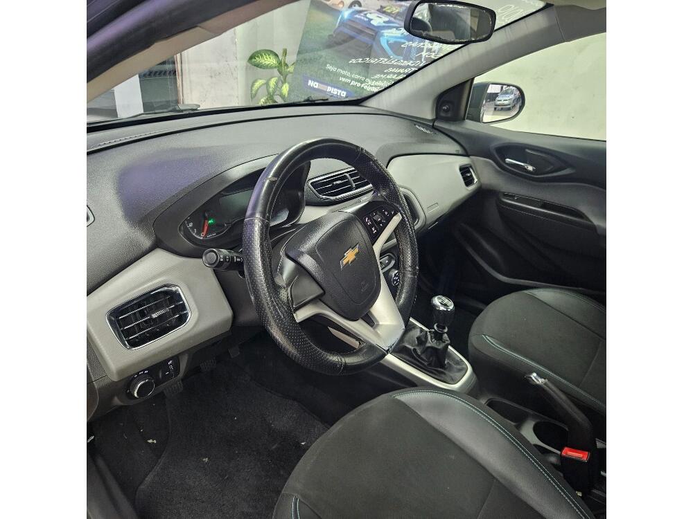 Chevrolet Onix Hatch