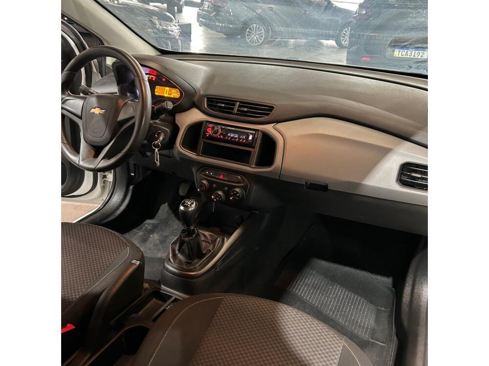 Chevrolet Onix Hatch