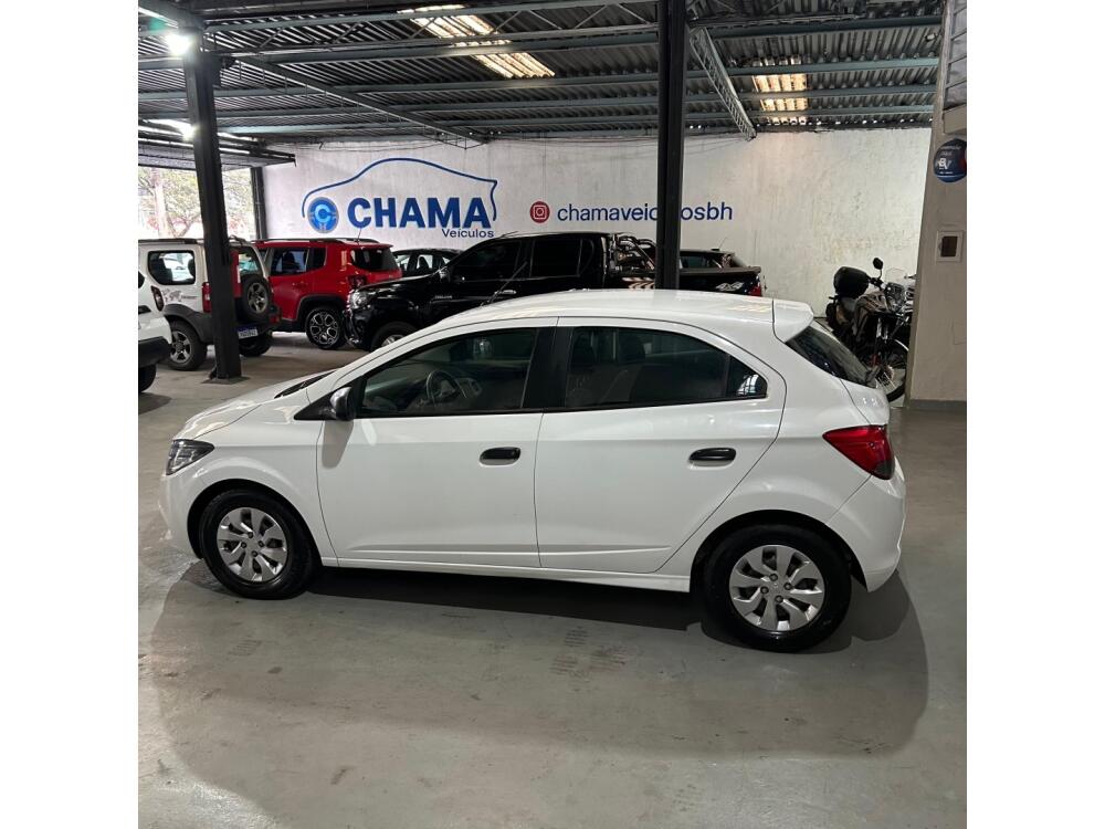 Chevrolet Onix Hatch