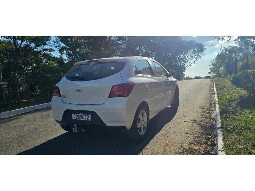 Chevrolet Onix Hatch