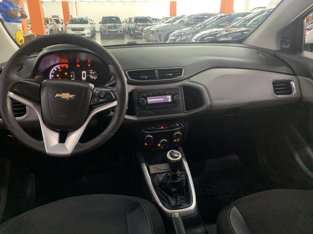 Chevrolet Onix Hatch