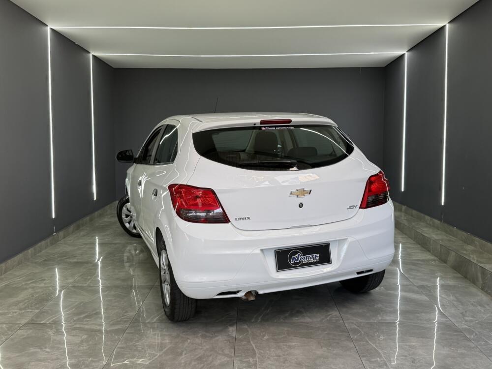 Chevrolet Onix Hatch