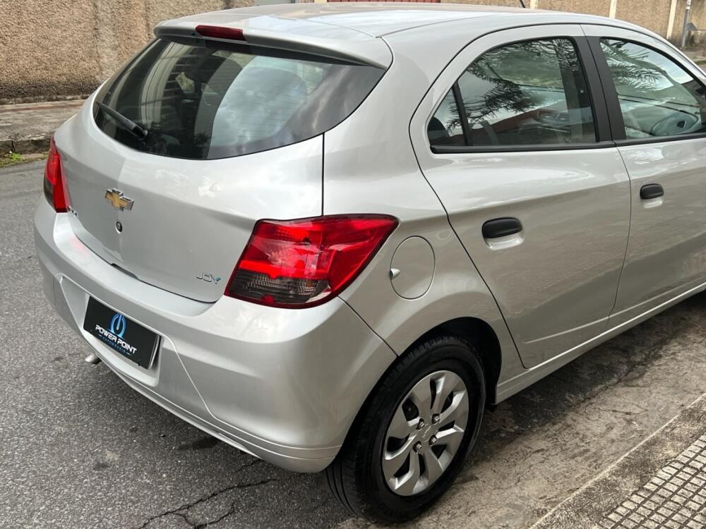 Chevrolet Onix Hatch