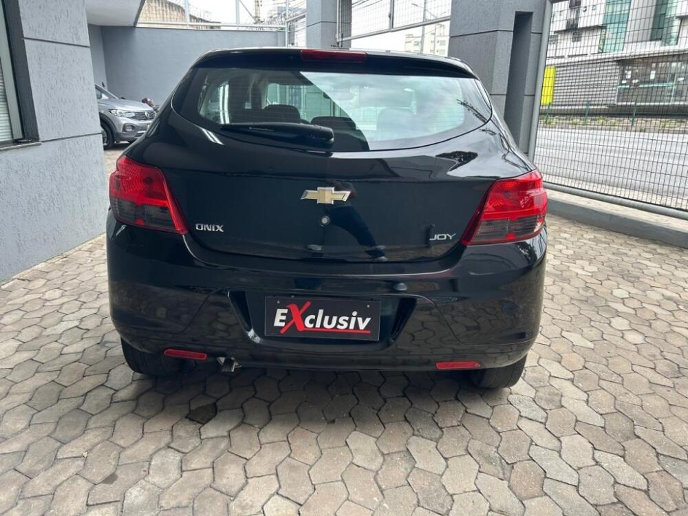 Chevrolet Onix Hatch