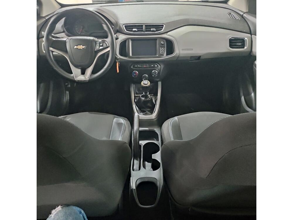 Chevrolet Onix Hatch