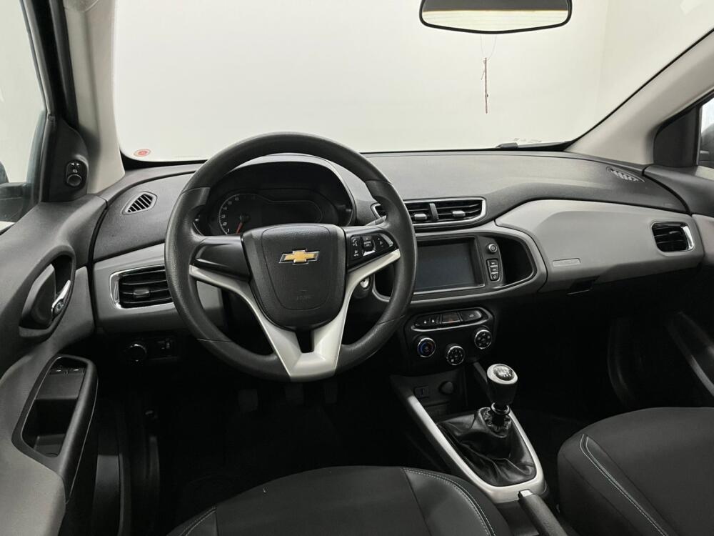 Chevrolet Onix Hatch