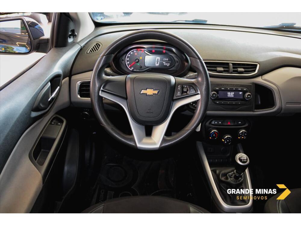 Chevrolet Onix Hatch