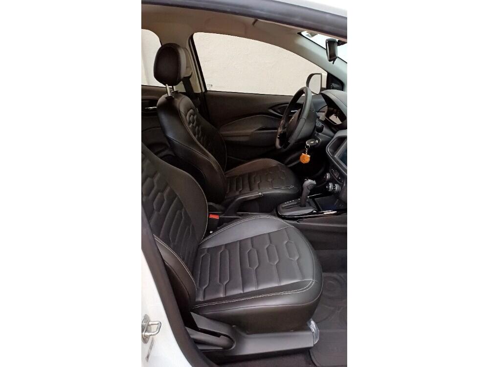 Chevrolet Onix Hatch
