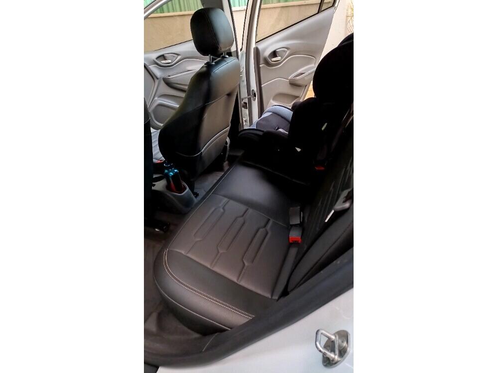 Chevrolet Onix Hatch