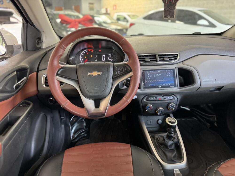 Chevrolet Onix Hatch