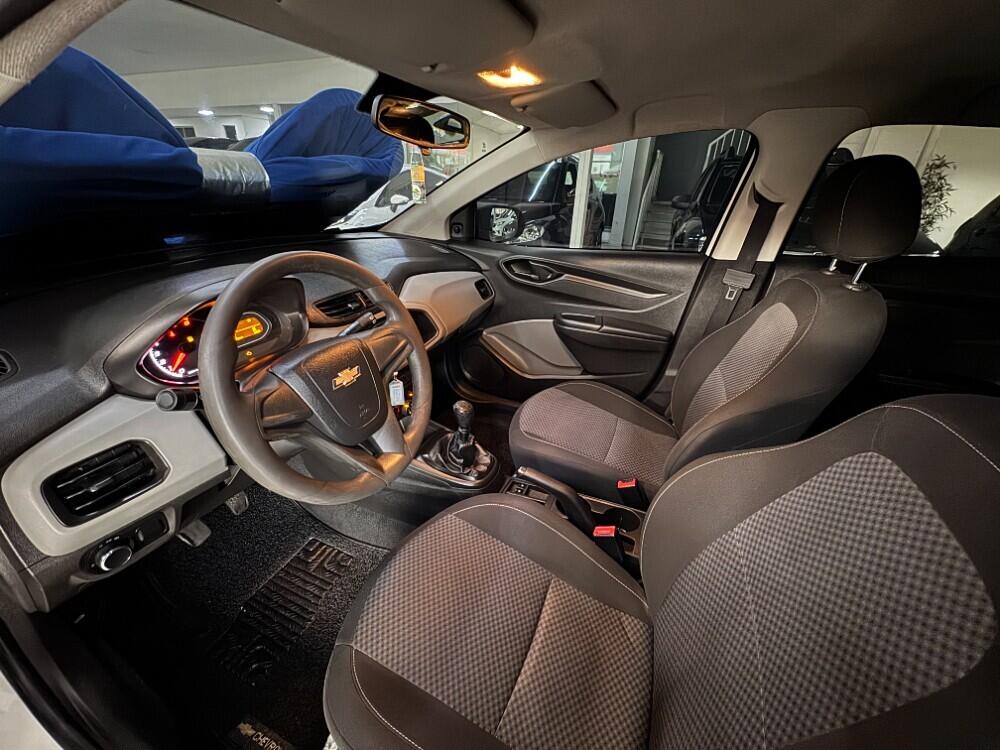 Chevrolet Onix Hatch