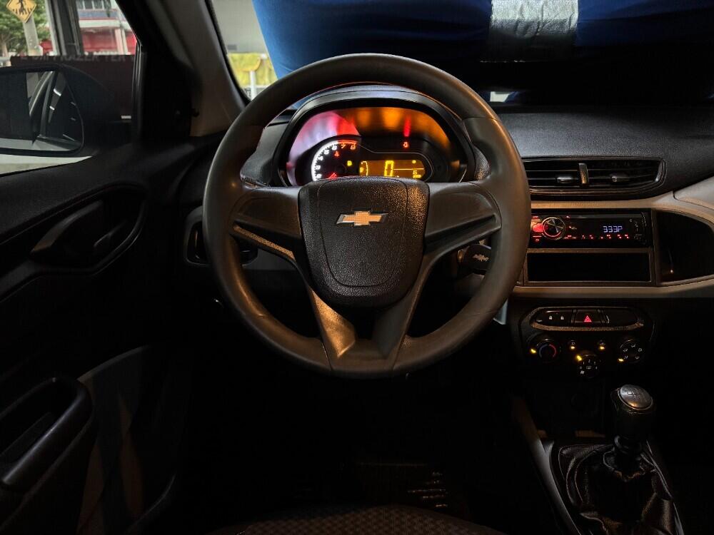 Chevrolet Onix Hatch