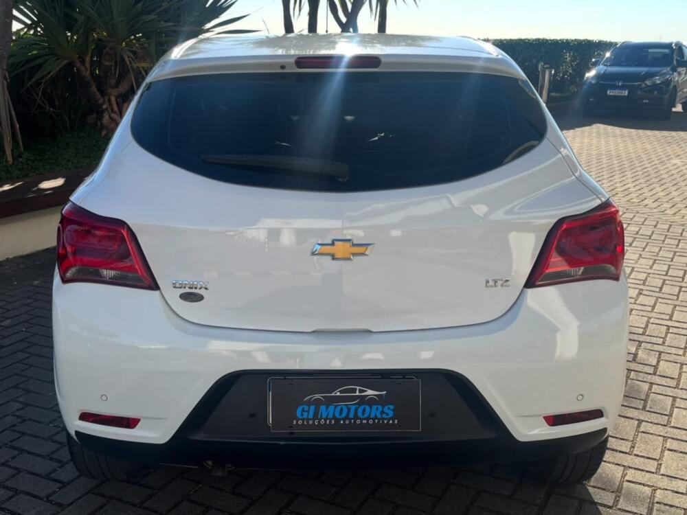 Chevrolet Onix Hatch