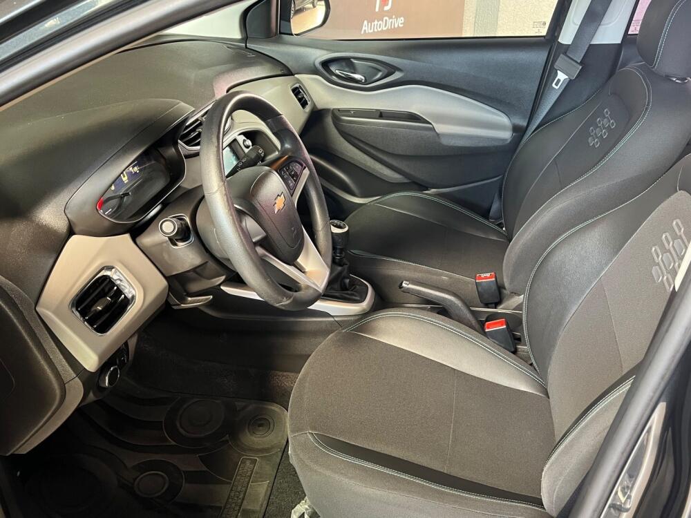 Chevrolet Onix Hatch