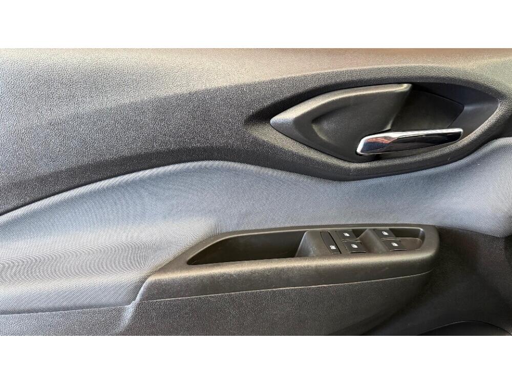 Chevrolet Onix Hatch