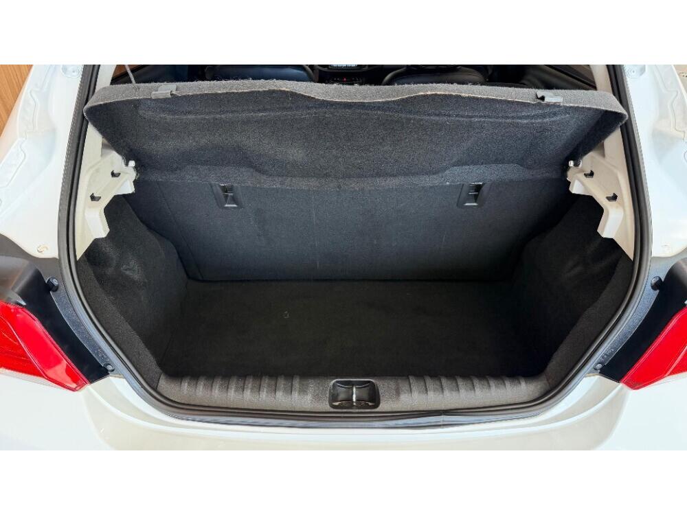 Chevrolet Onix Hatch