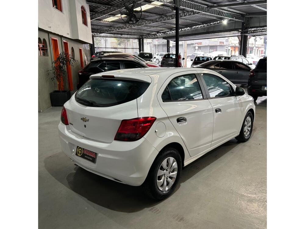 Chevrolet Onix Hatch