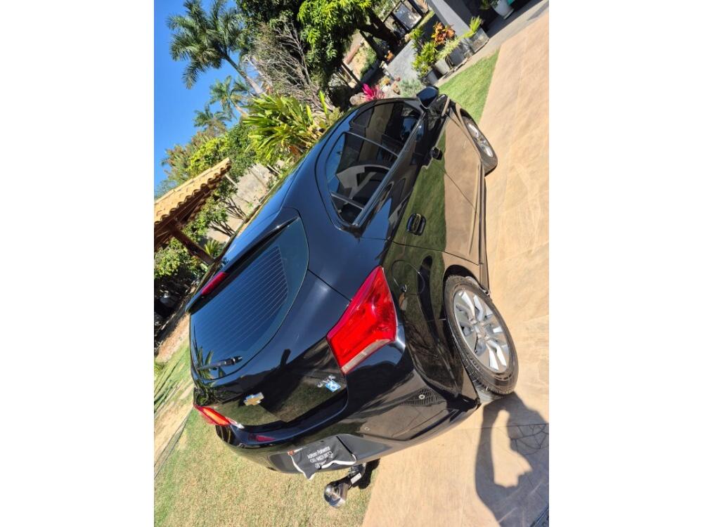 Chevrolet Onix Hatch