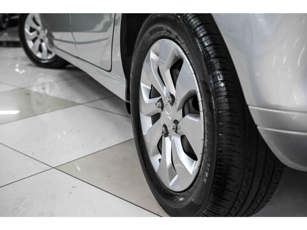 Chevrolet Onix Hatch