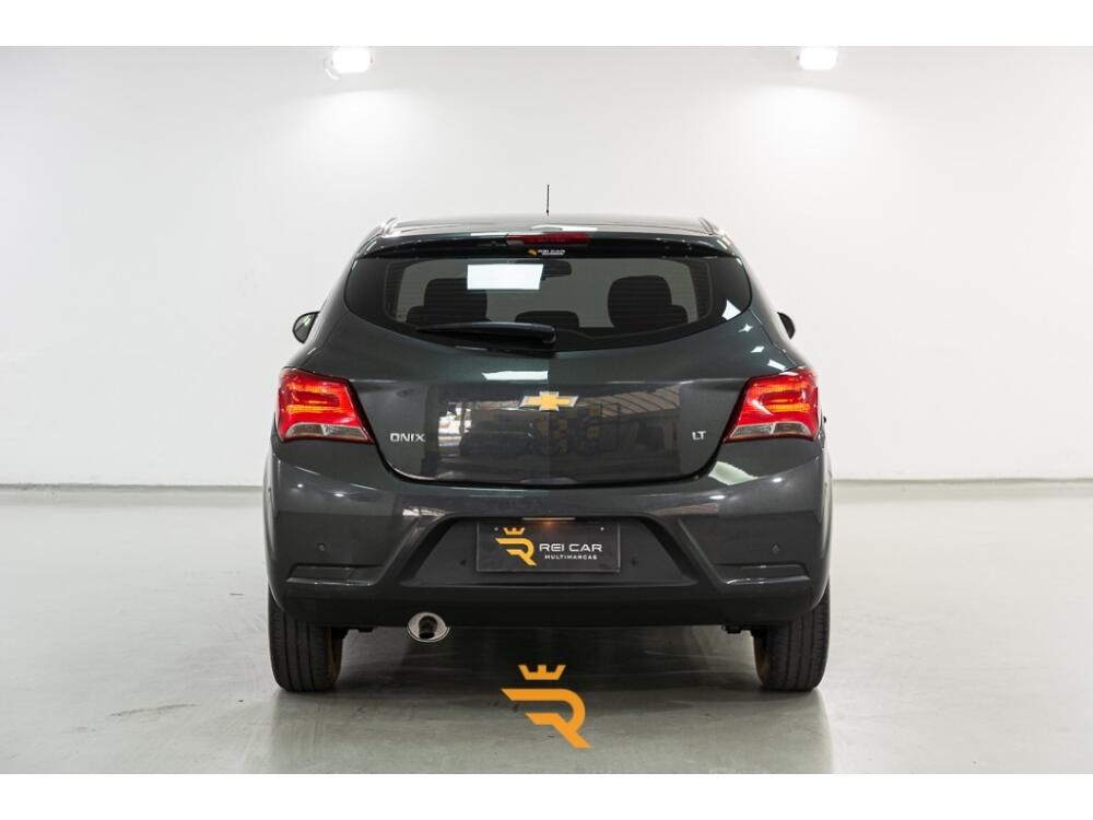 Chevrolet Onix Hatch