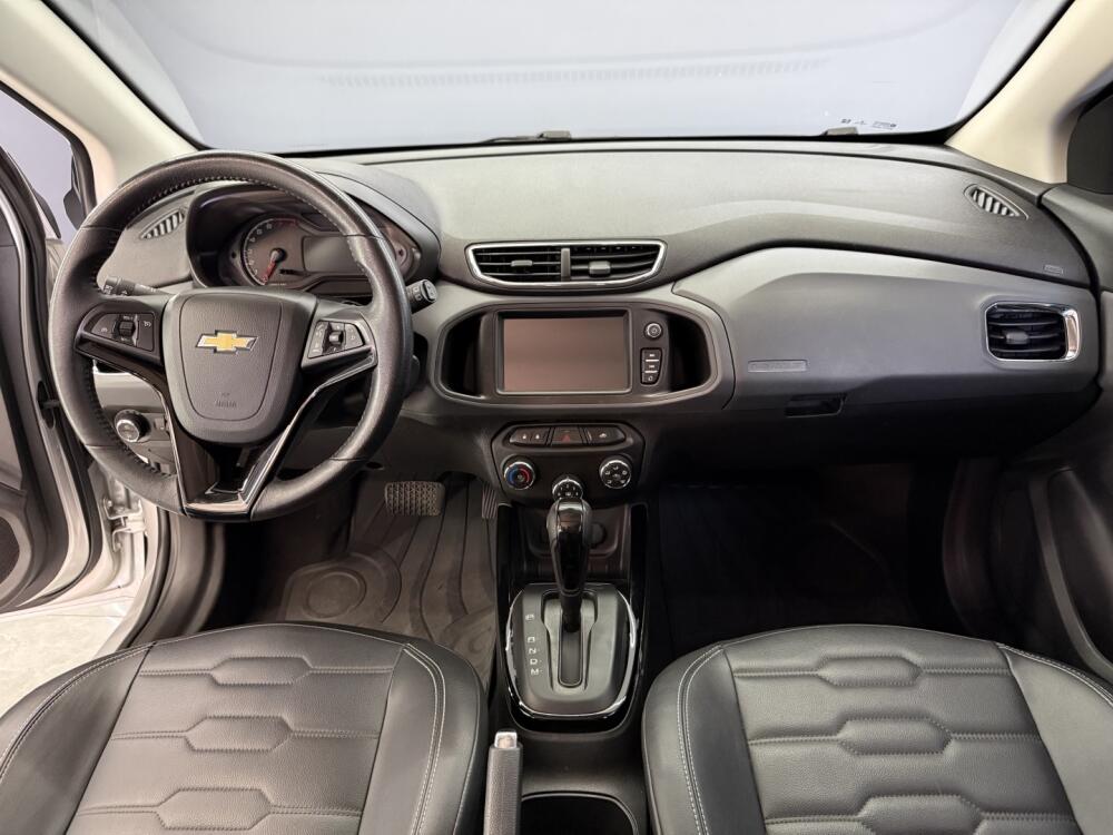 Chevrolet Onix Hatch