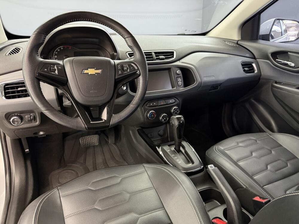 Chevrolet Onix Hatch