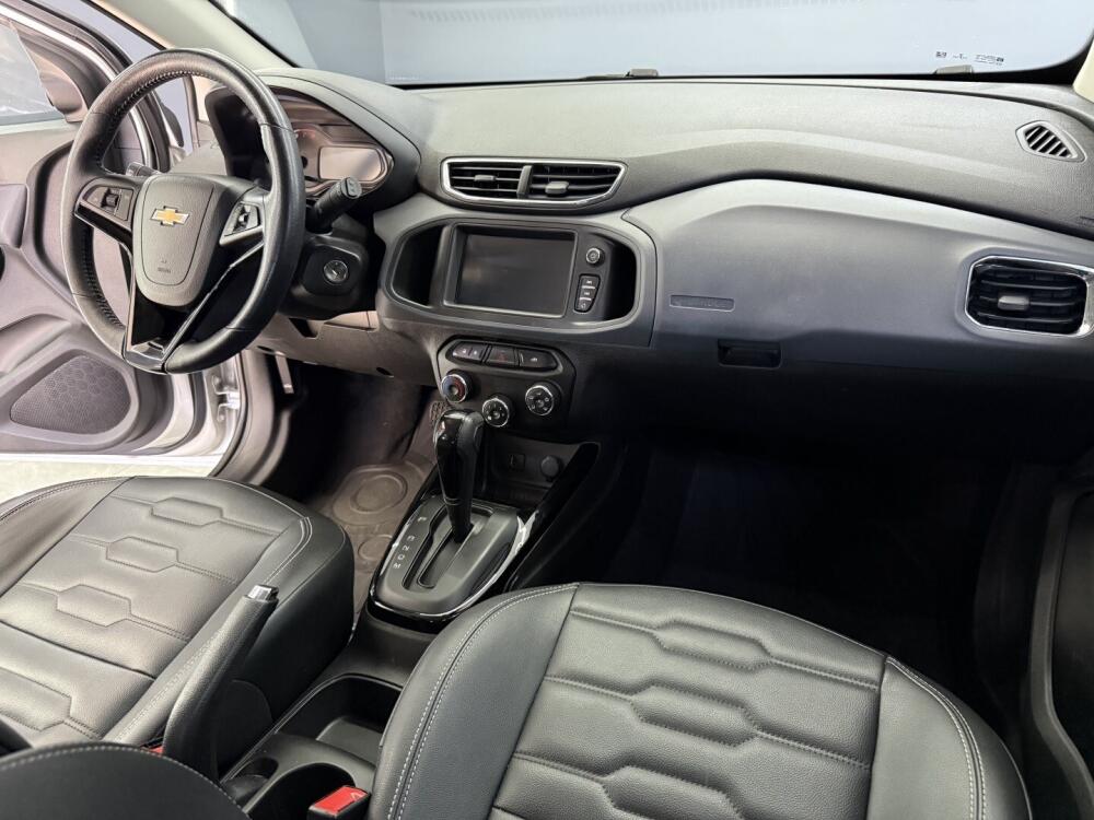 Chevrolet Onix Hatch
