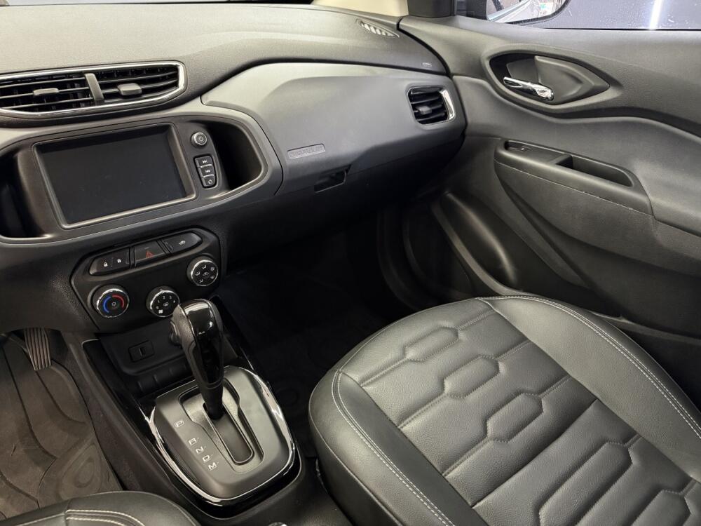 Chevrolet Onix Hatch