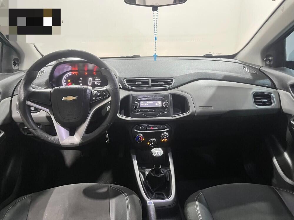 Chevrolet Onix Hatch