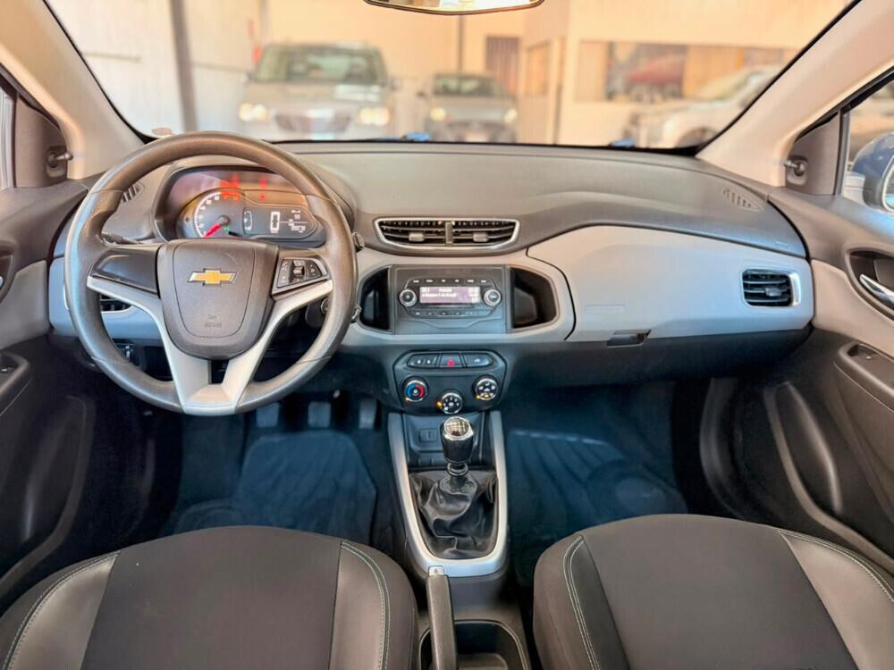 Chevrolet Onix Hatch
