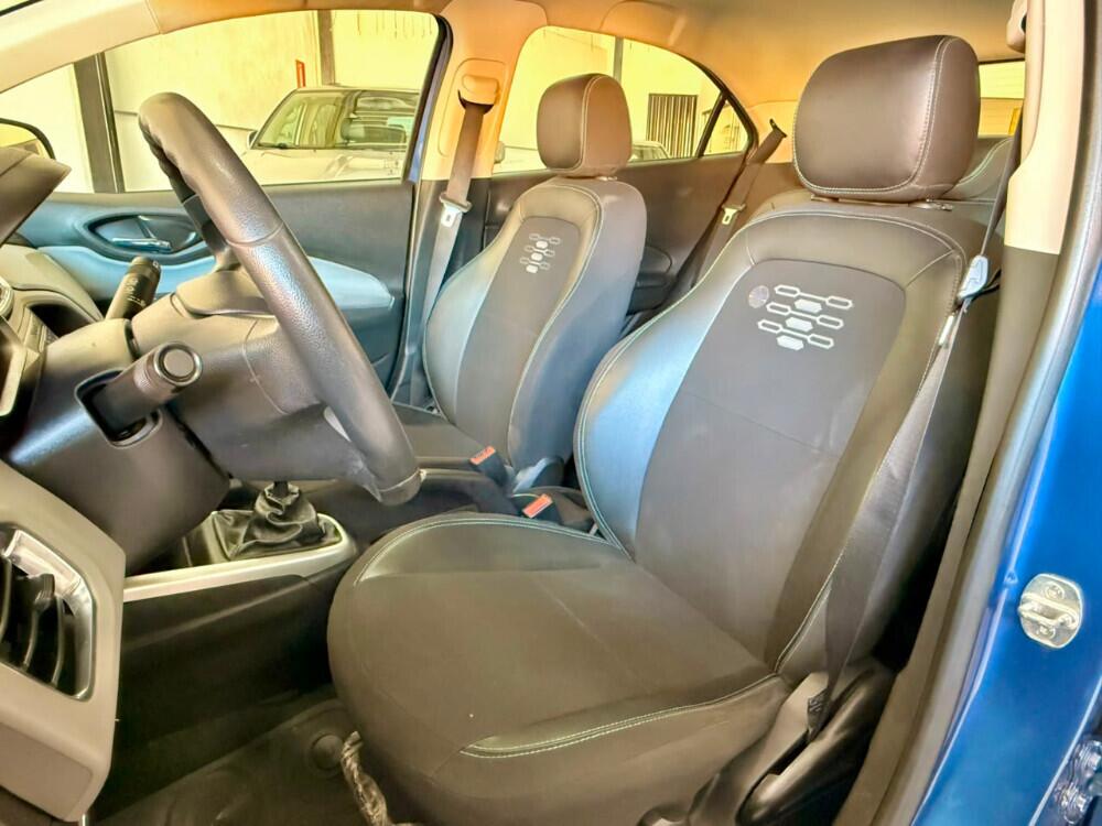 Chevrolet Onix Hatch