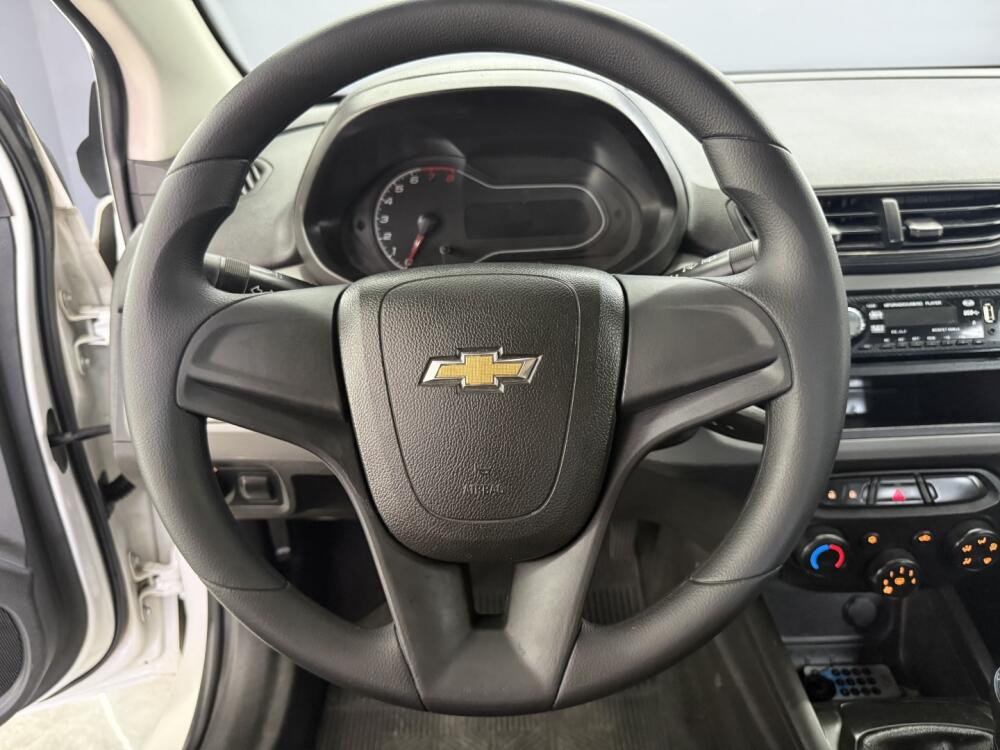 Chevrolet Onix Hatch
