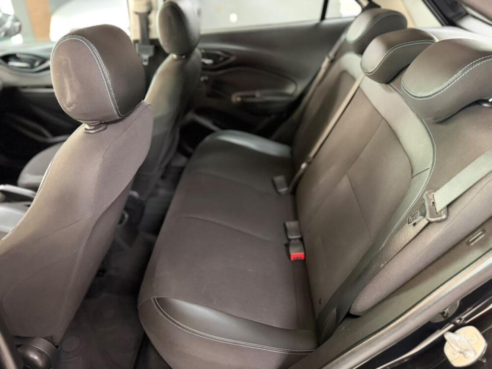 Chevrolet Onix Hatch