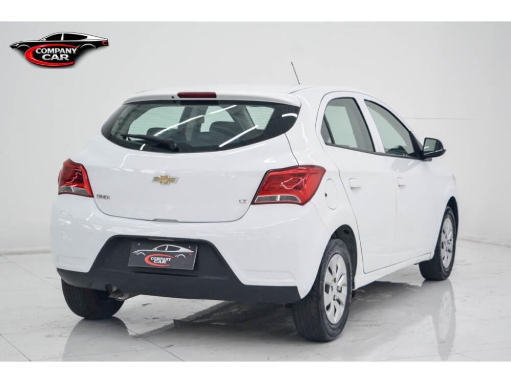 Chevrolet Onix Hatch