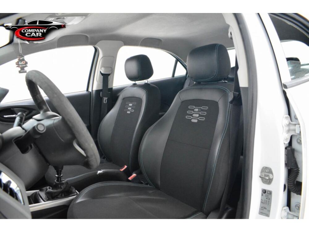 Chevrolet Onix Hatch