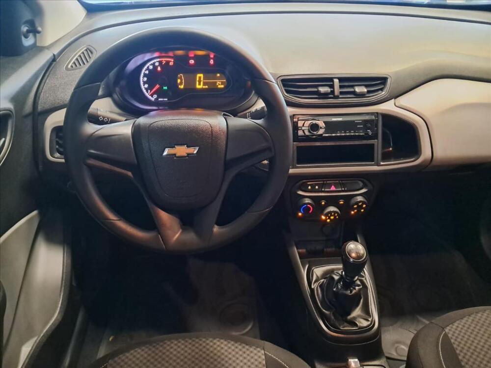 Chevrolet Onix Hatch