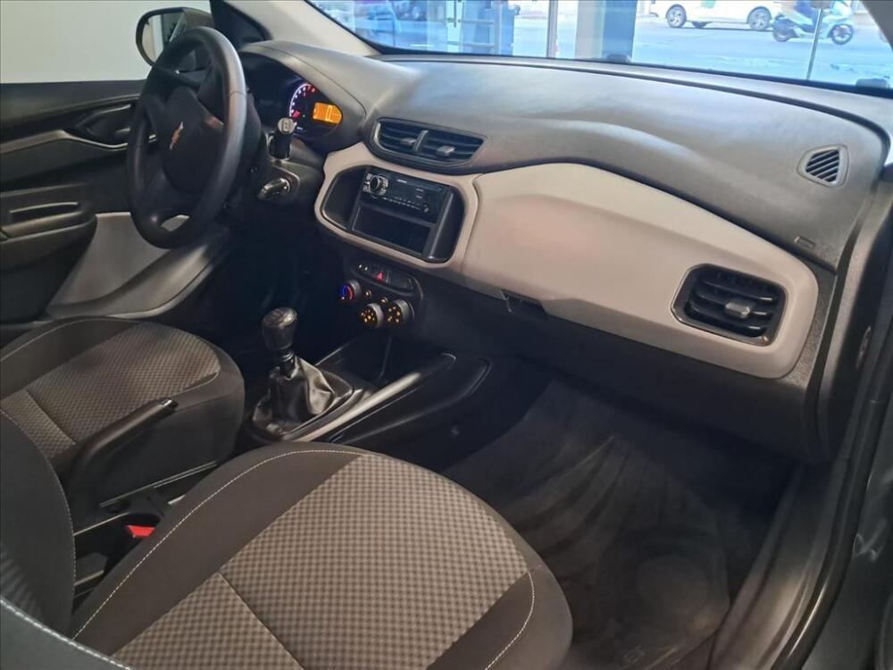 Chevrolet Onix Hatch