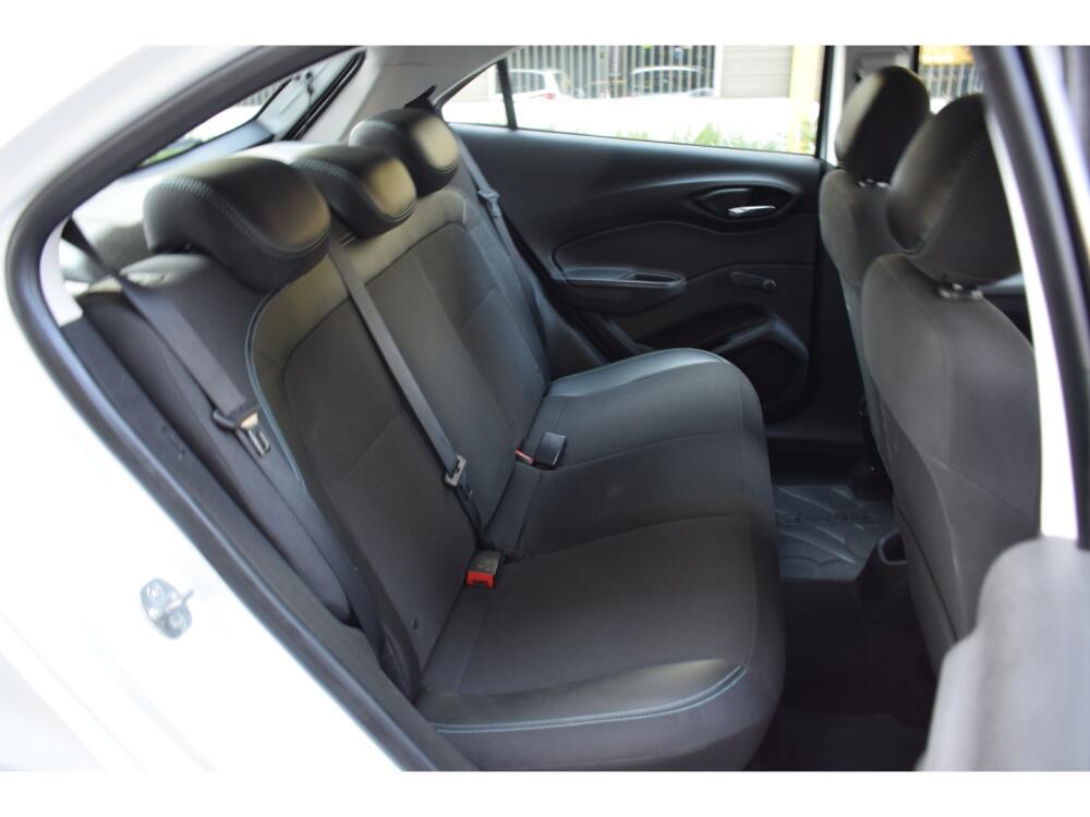Chevrolet Onix Hatch