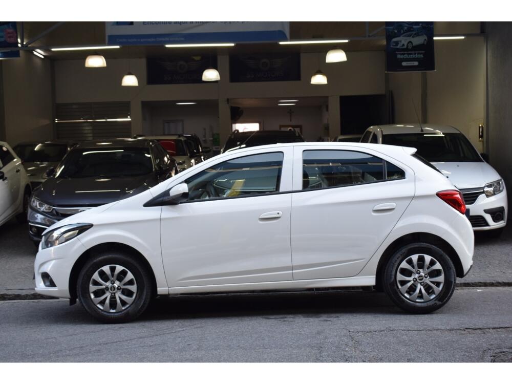 Chevrolet Onix Hatch