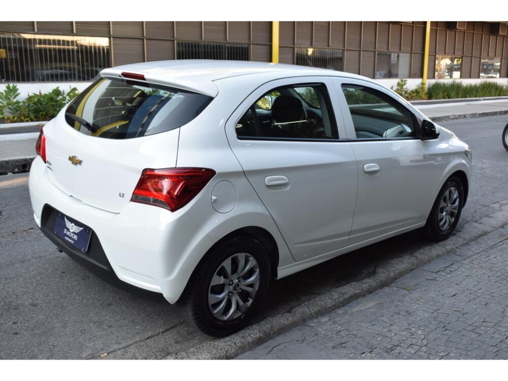Chevrolet Onix Hatch