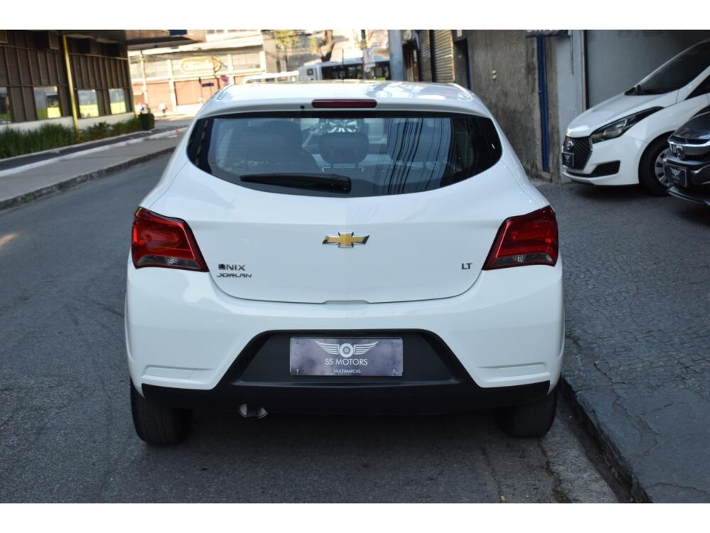 Chevrolet Onix Hatch