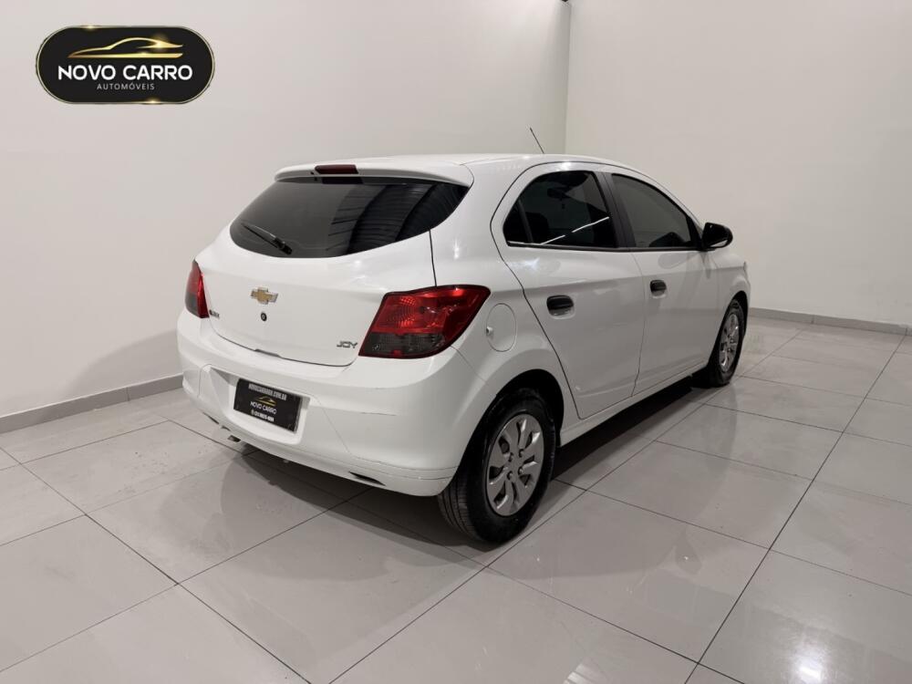 Chevrolet Onix Hatch