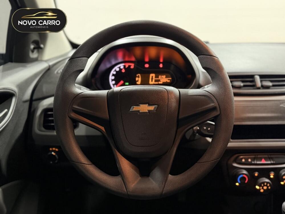 Chevrolet Onix Hatch
