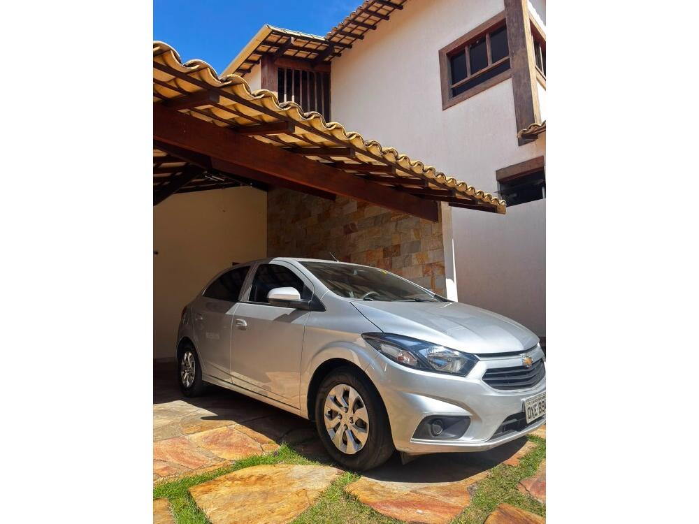 Chevrolet Onix Hatch