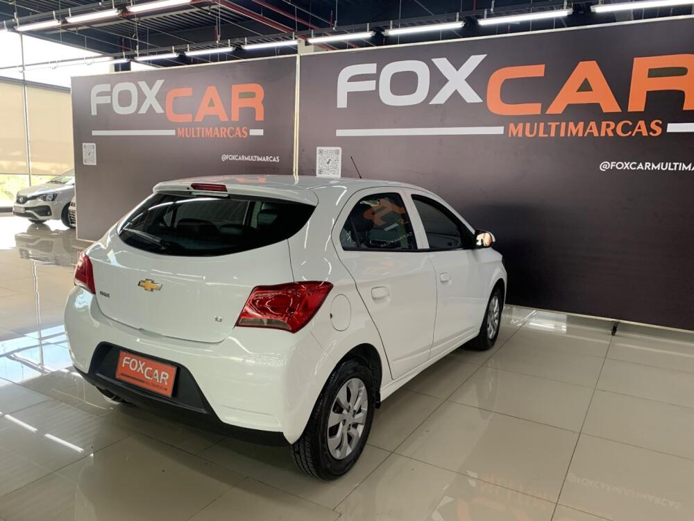 Chevrolet Onix Hatch