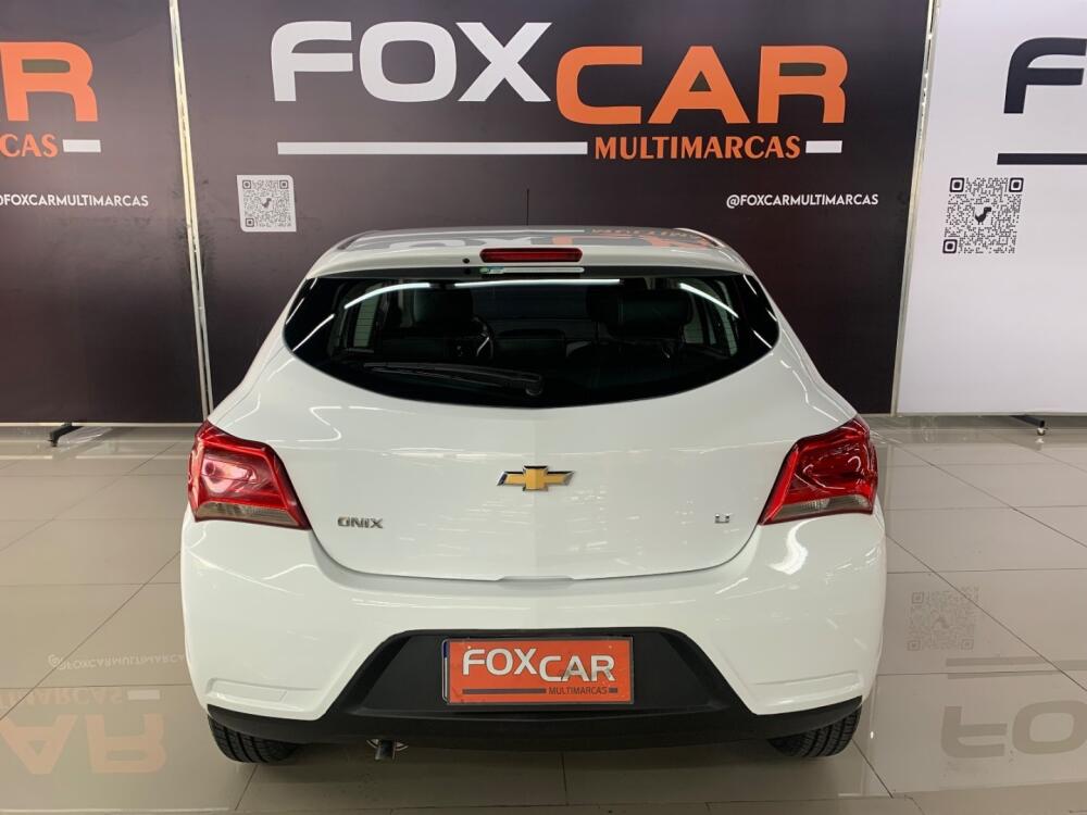 Chevrolet Onix Hatch