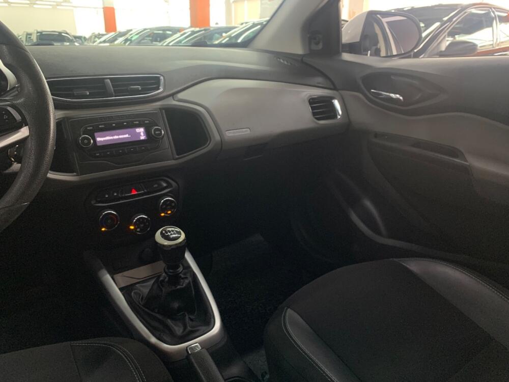 Chevrolet Onix Hatch