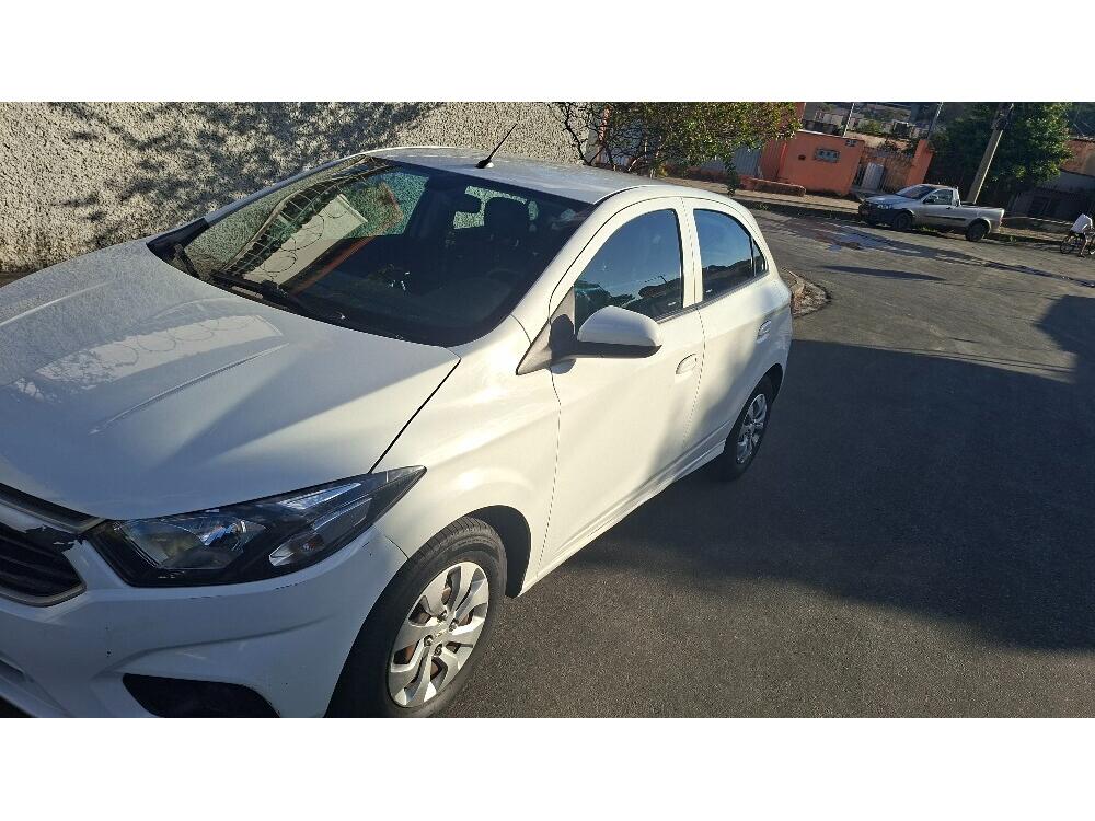 Chevrolet Onix Hatch